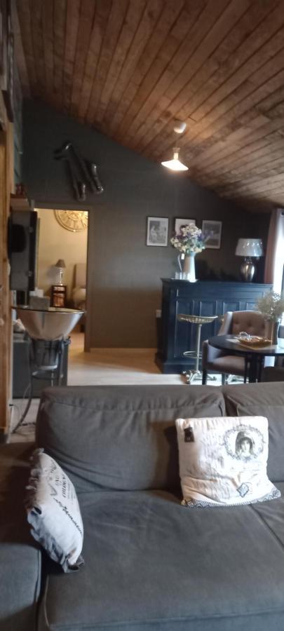 Le Relais De Chassepierre Hotel Bagian luar foto