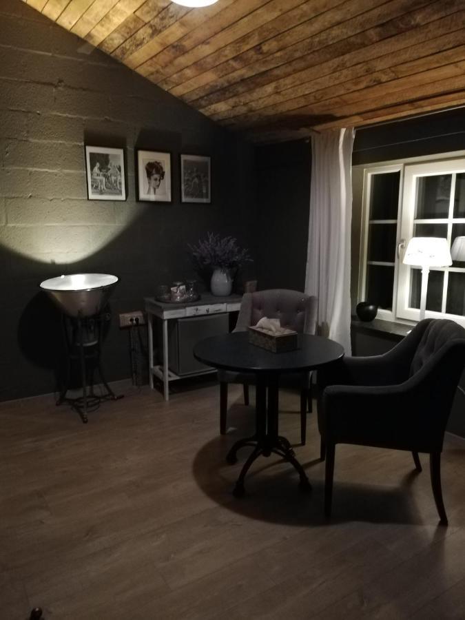 Le Relais De Chassepierre Hotel Bagian luar foto