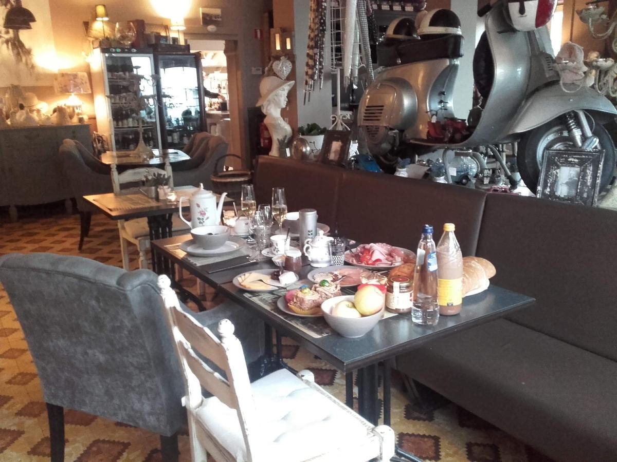 Le Relais De Chassepierre Hotel Bagian luar foto