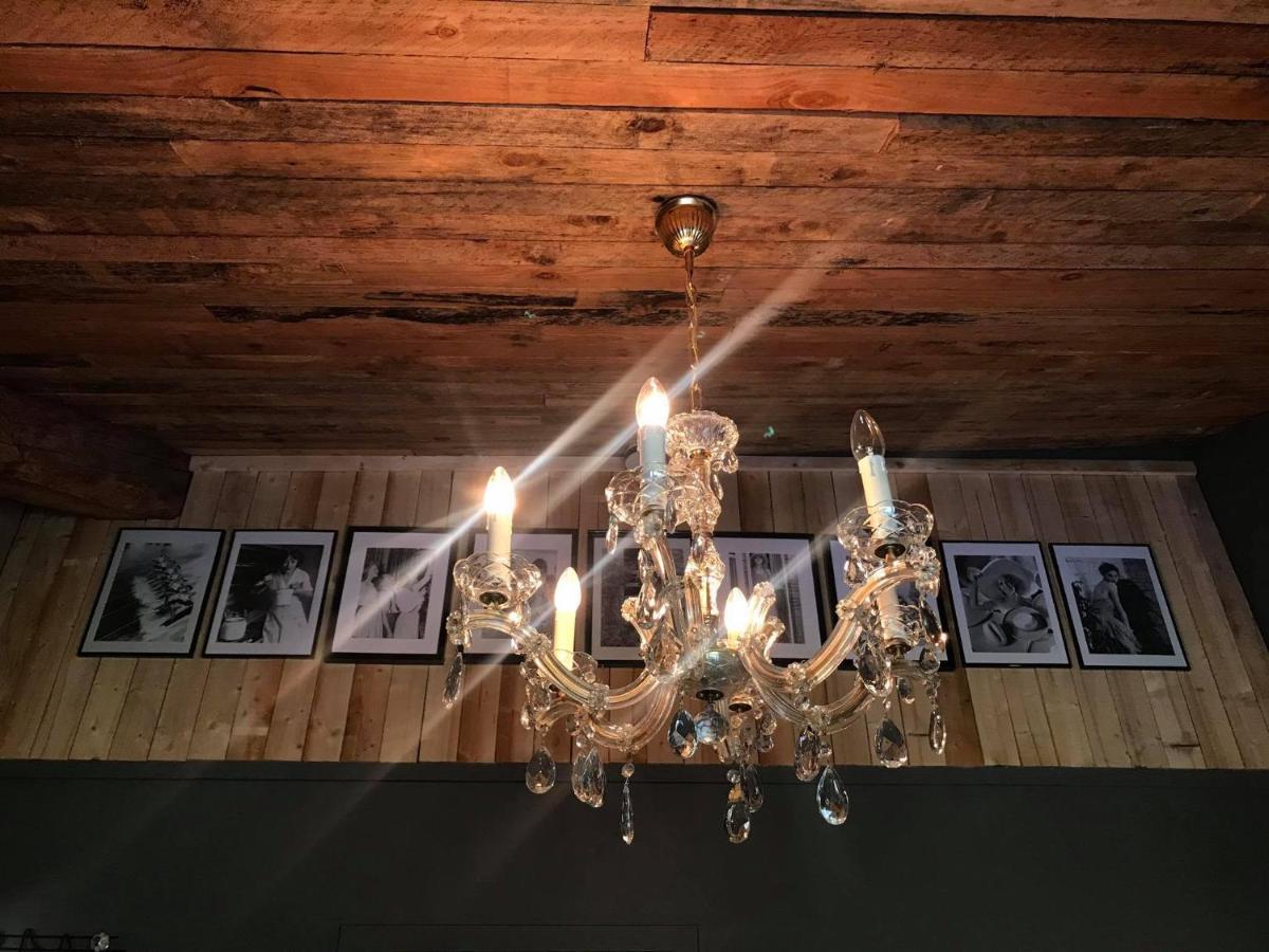 Le Relais De Chassepierre Hotel Bagian luar foto